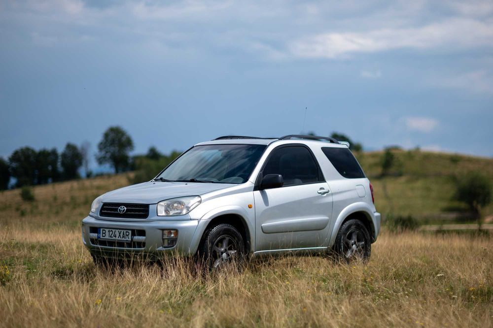 TOYOTA RAV4