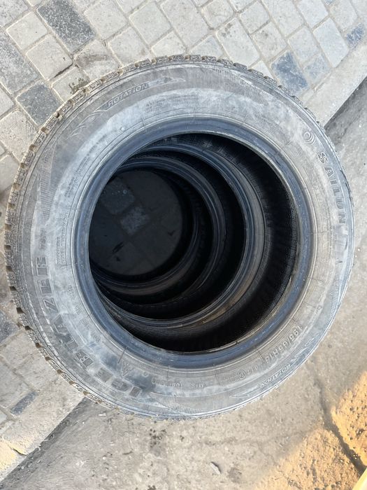 Продам шины р16 цена 30000 тысяч