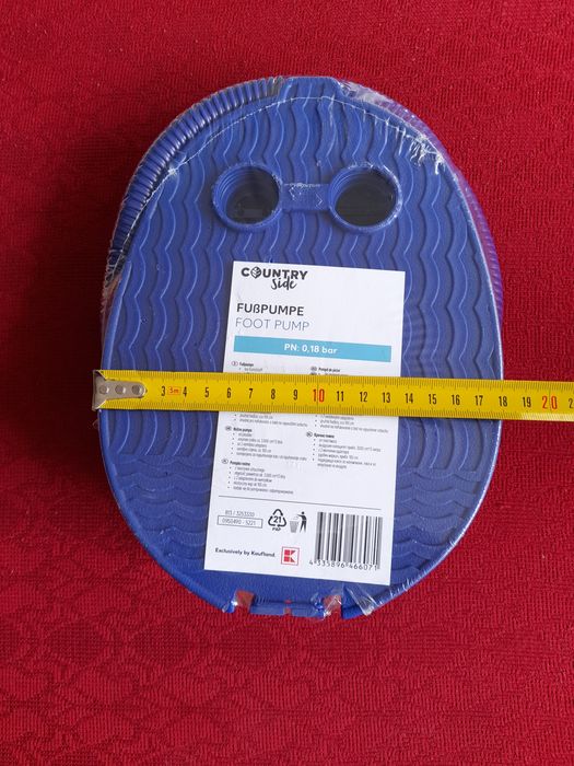 Pompă de picior pentru umflat articole gonflabile (minge plajă, saltea