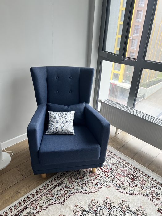 Продам диван с креслом