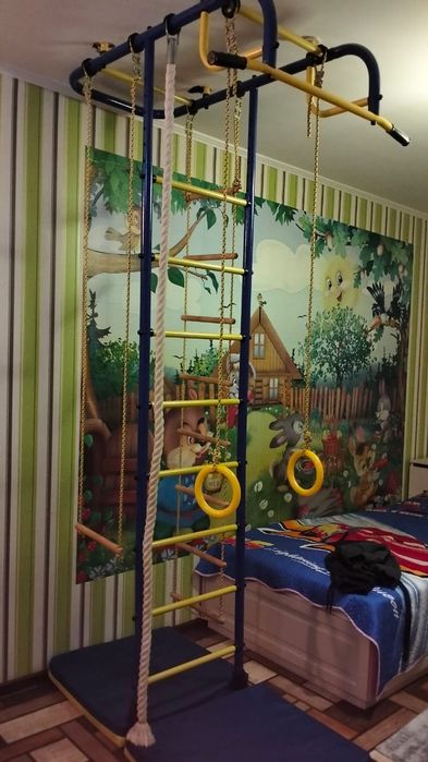 Продам шведскую стенку