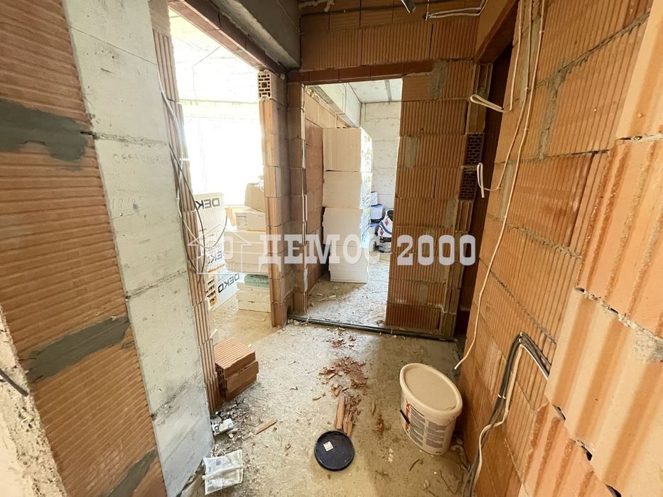 Двустаен апартамент ново строителство квартал Виница