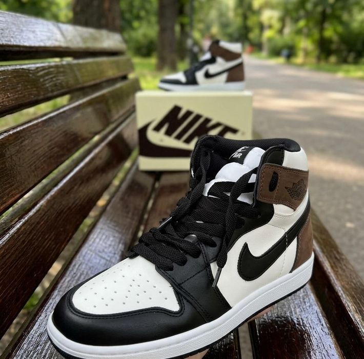 Adidasi Jordan 1 Mocha - Sneakers High