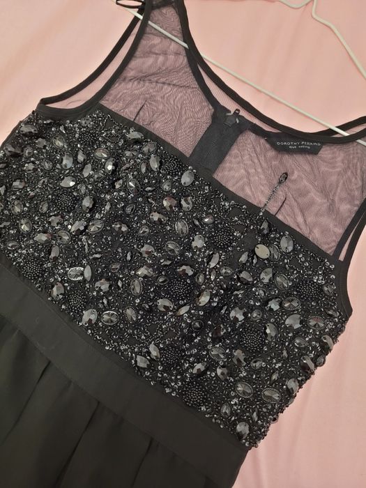 Rochita neagra Dorothy Perkins noua, marimea 40. Superba.