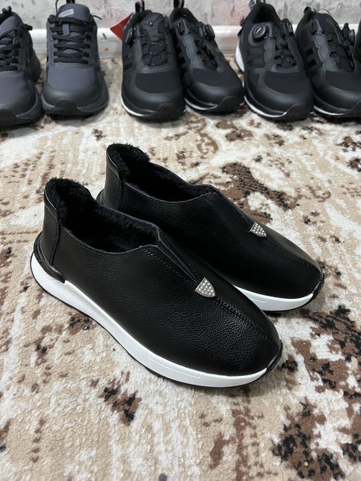 Продам обувь  разные