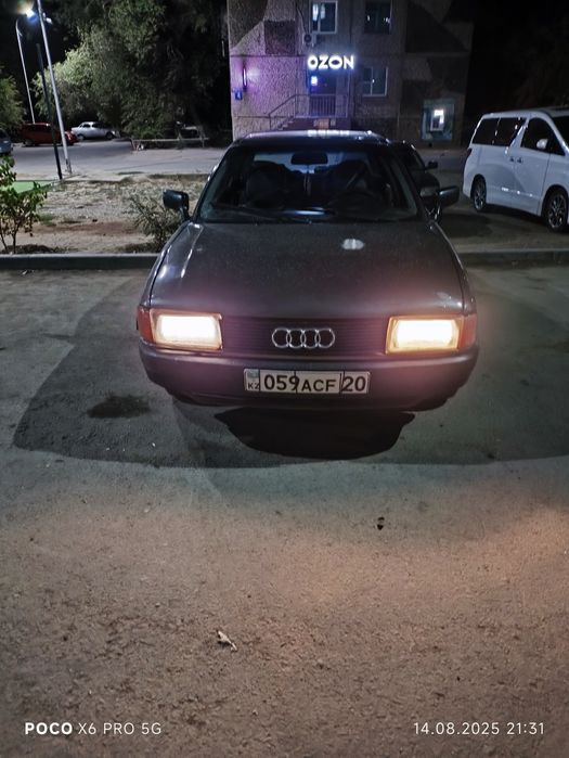 Продам Ауди 80 в среднем состоянии