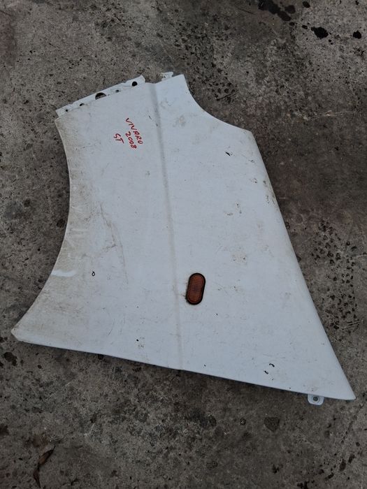 Aripa stanga Opel Vivaro/Renault Trafic 2008