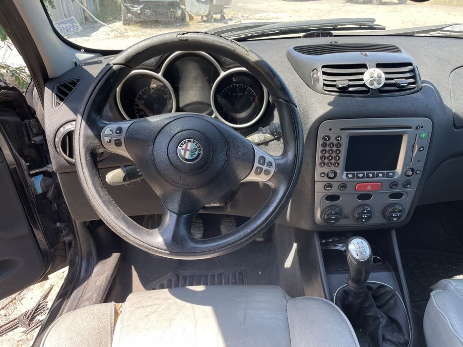 Alfa Romeo 147 1.6ts 120hp На Части