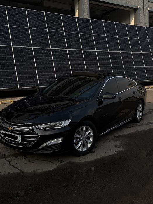 Malibu 2 Rangi Qora sotiladi