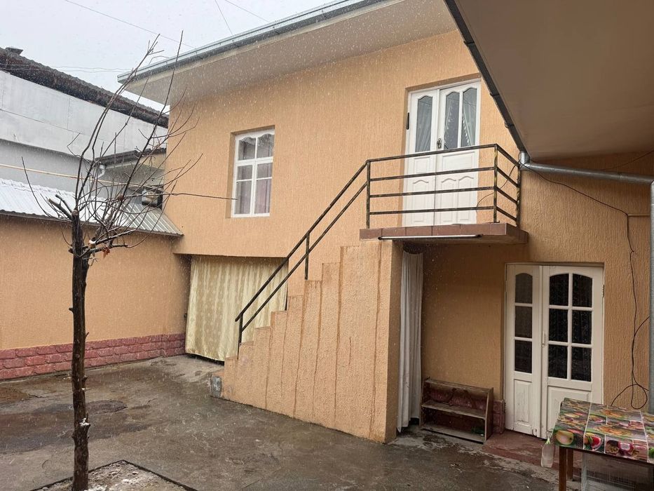 Уй сотилади 2 сот6хона