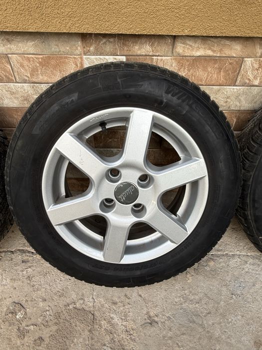 Алуминиеви джанти + зимни гуми  4х100 R14