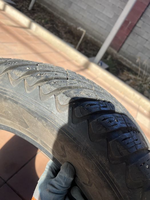 Продам зимние шины