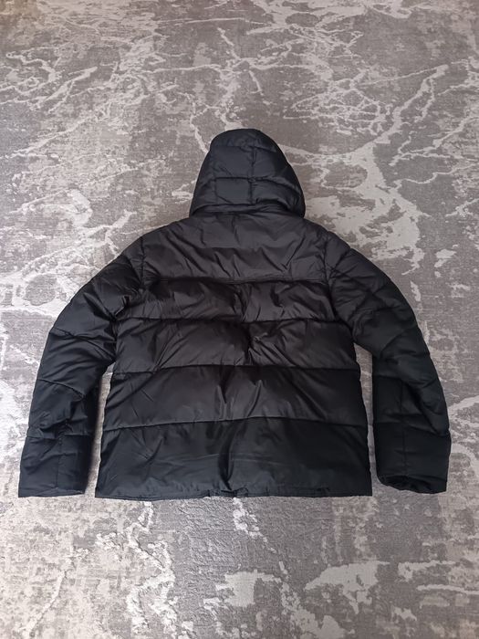 Продам пуховик б/у