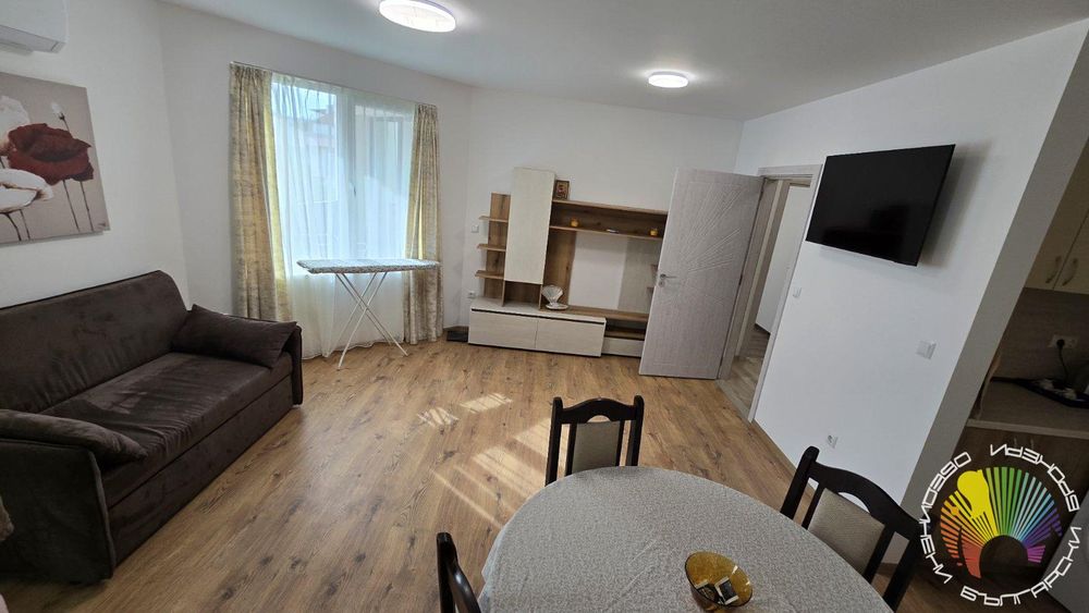 Дава се под наем Двустаен апартамент в Бургас, Лазур - 65 кв.м за 510 € - Снимка #2