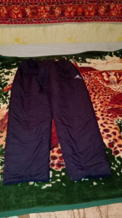 Одежда, костюмы.