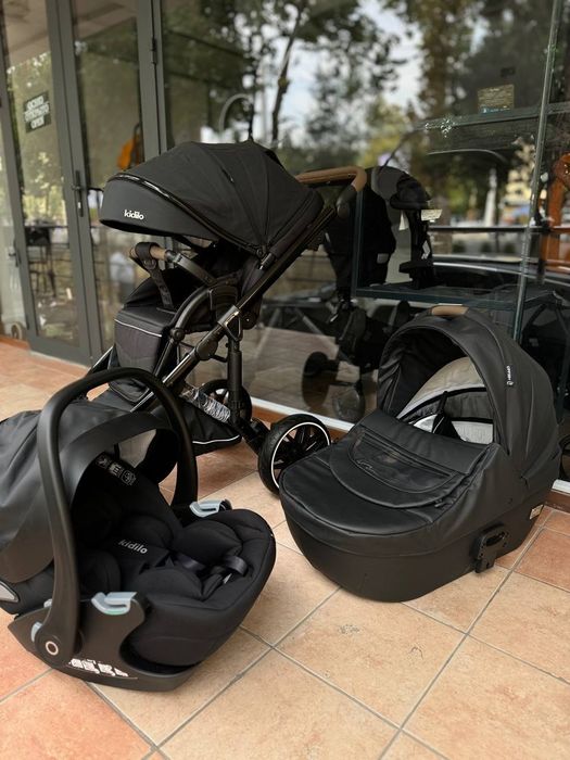 Детская коляска 3в1