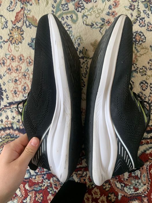 Кроссовки мужские