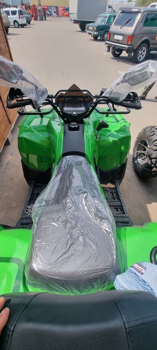 Продам квадроциклы 300 кубов новый