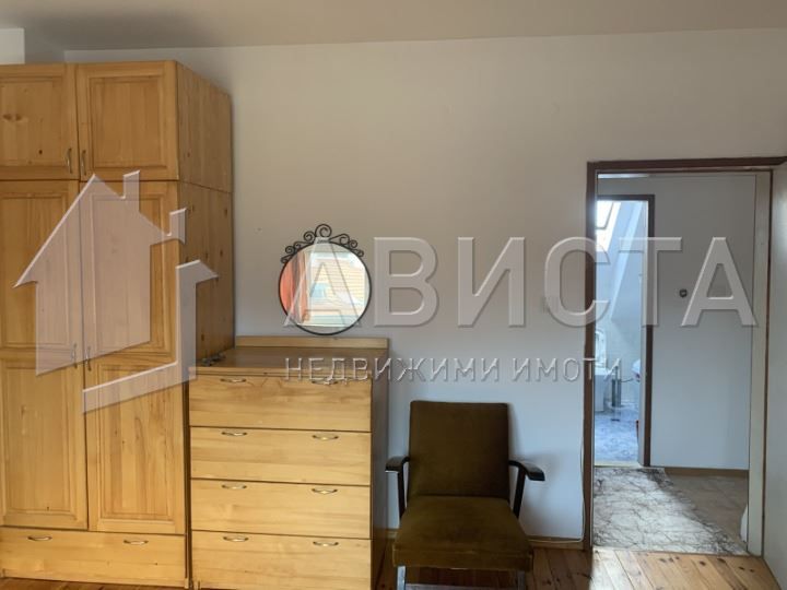 Дава се под наем Тристаен апартамент в София, Център - 70 кв.м за 790 € - Снимка #5