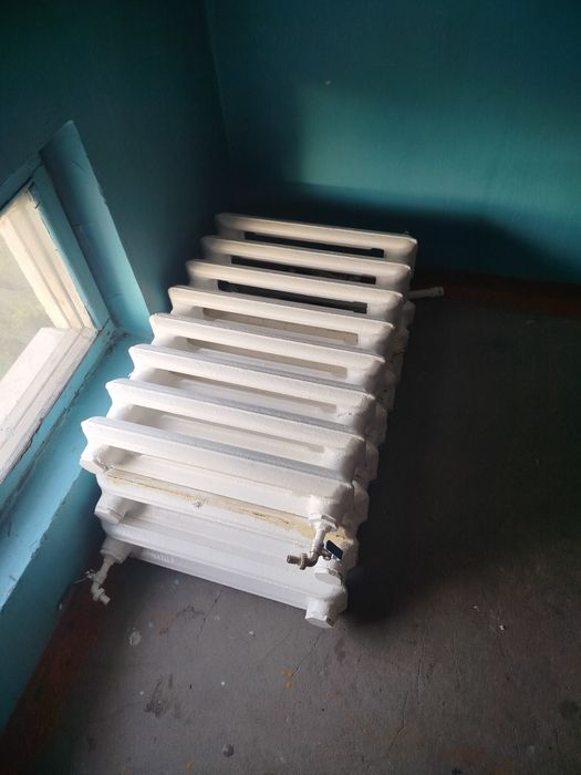 Продам батареи чугунные