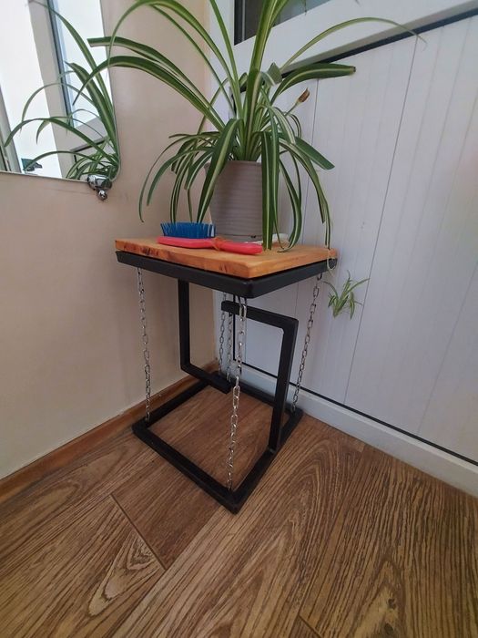 Подставка под цветы 20000.