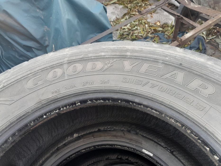 Продам шины 315 на 70