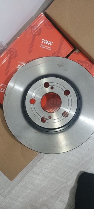 Discuri frână Toyota set față TRW DF4416, noi