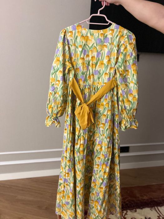 Женский әдемі көйлек сатылады.