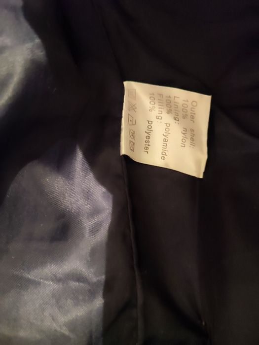 Детская куртка продаю срочно