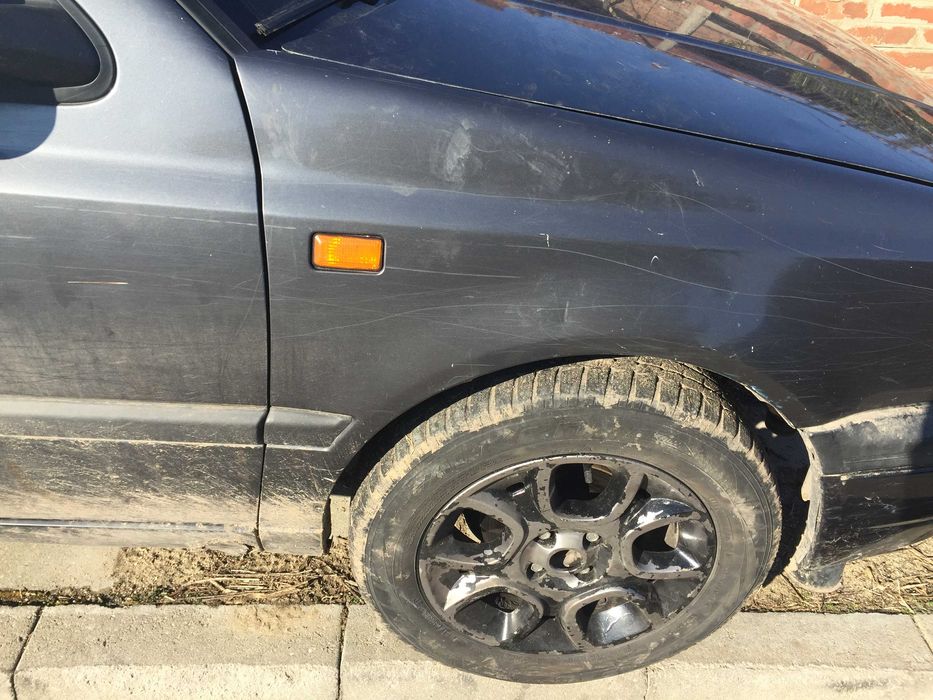 Фолцваген  голф  3  1.6 моно