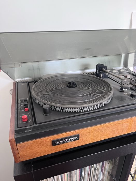 Проигрыватель Арктур 004 Hi-FI stereo