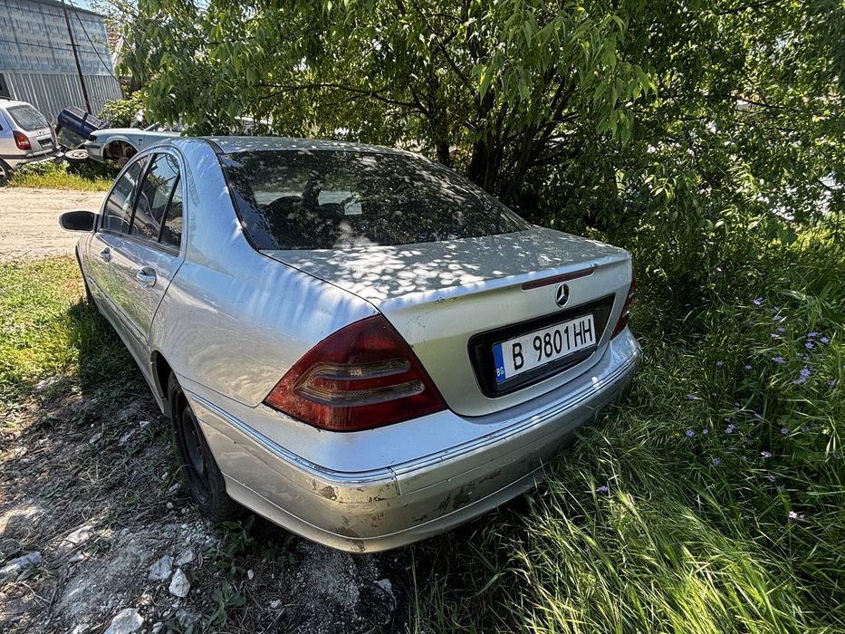 Mercedes c220 w203 на части