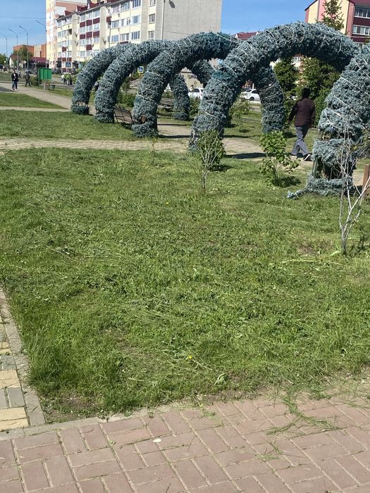 Шөп шабамын тримермен/ Кошения травы тримером