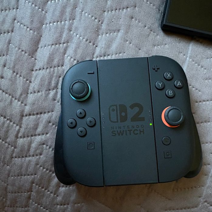 Nintendo Switch 2 + Mario Kart World + аксесоари