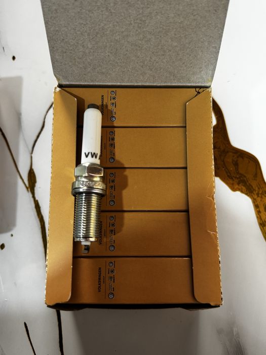 Шкода кадияк Хадовой Запчасть есть