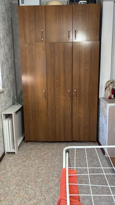 Шкаф сатылады, Продается шкаф