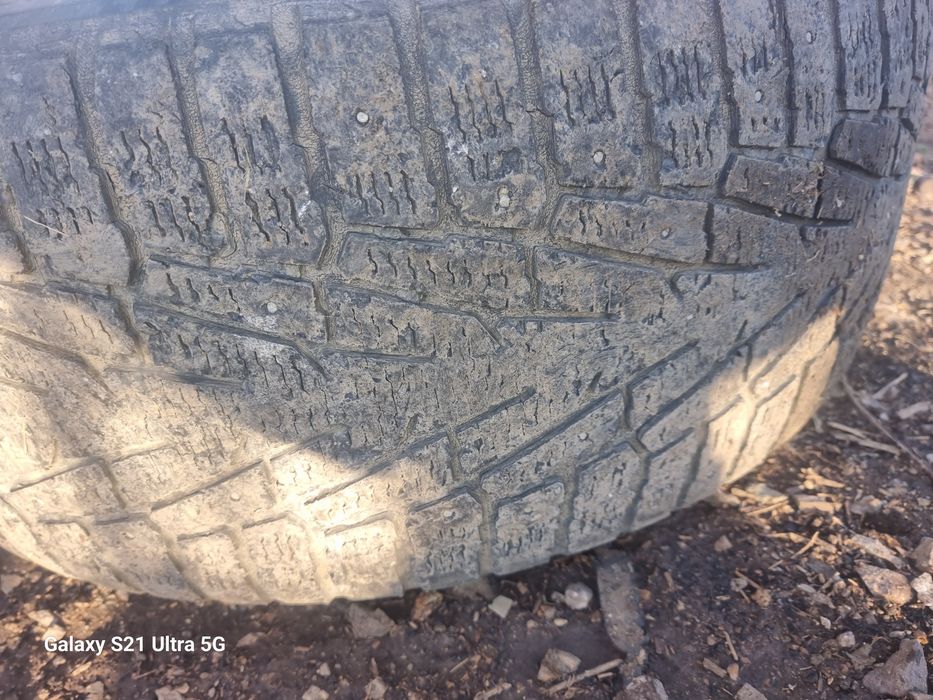 Резина размером 285*60 R 18