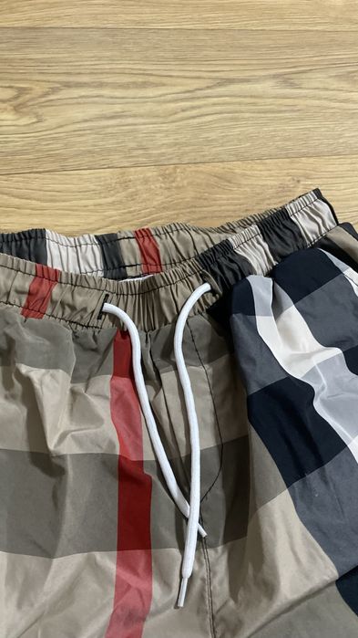 Pantaloni Scurți Burberry