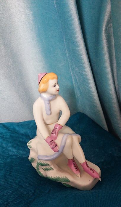 Конькобежка Полонне