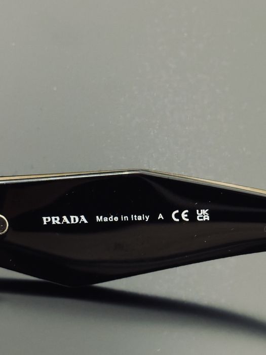Оригинални слънчеви очила Prada