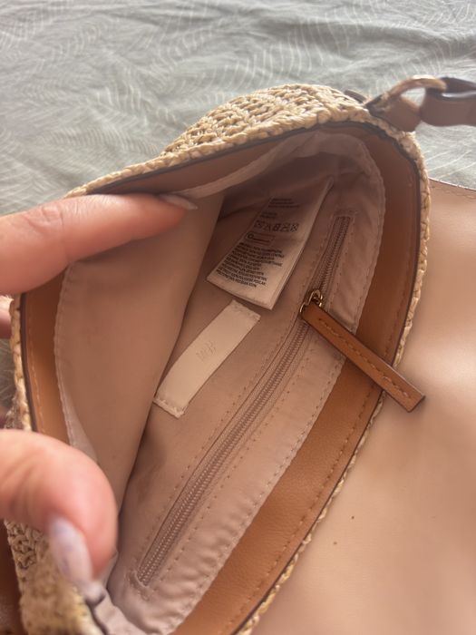Дамска малка чантичка на H&M