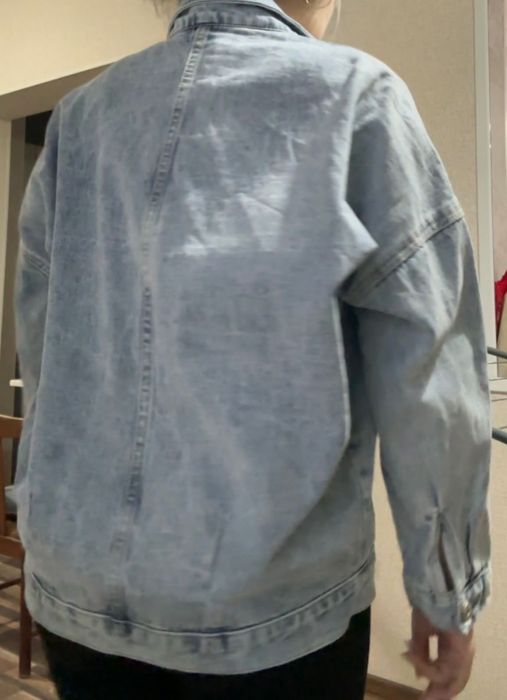 Джинсовая куртка