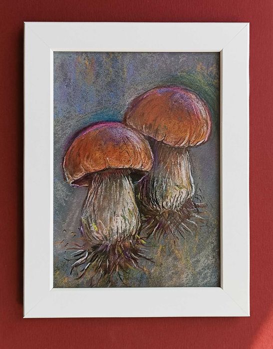 Две картины пастелью. Мухомор, белые грибы.