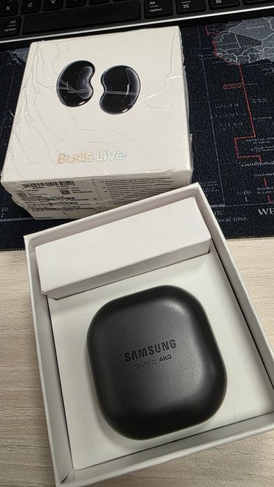 Casti wireless Samsung Galaxy Buds Live