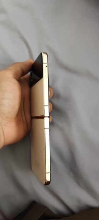 Samsung Z flip 4 Gold 128GB