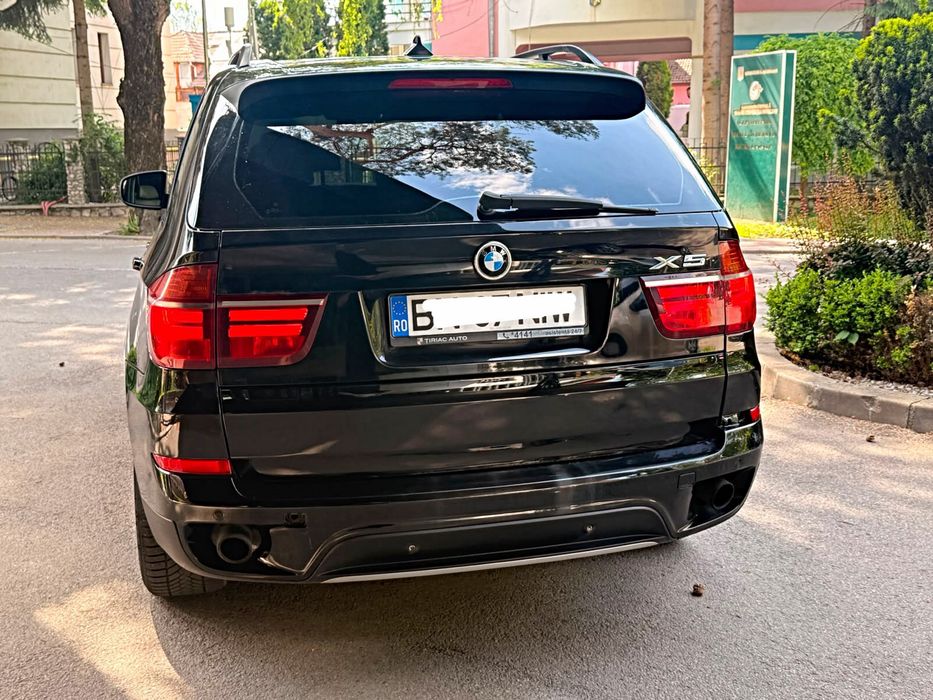 Vand / Schimb cu auto mai ieftin ! BMW X5 3.0 d Euro 5 2011