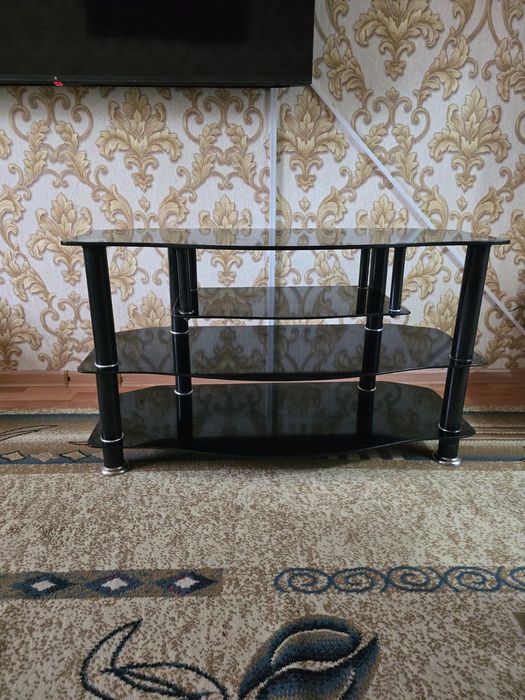 Продам подставку на телевизор