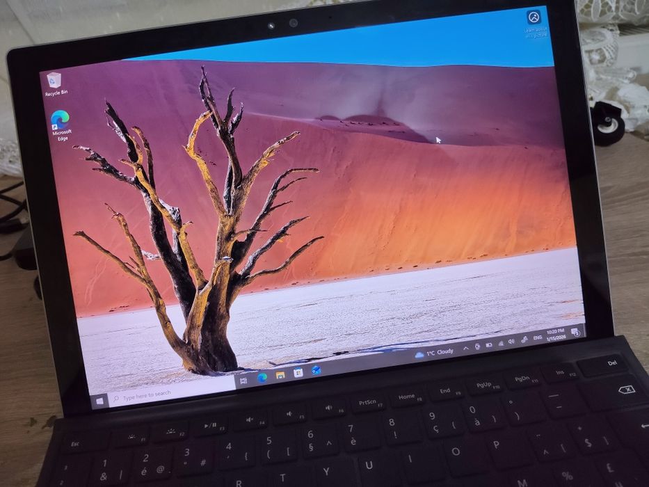 Surface Pro 4  1724 i7 gen 6+ cadou- OKAZIE - OFERTĂ