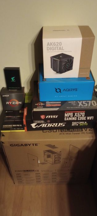 Caclulator/PC Powered by Aorus RYZEN 5700X + RTX 3070 + Ram 3600 32 GB