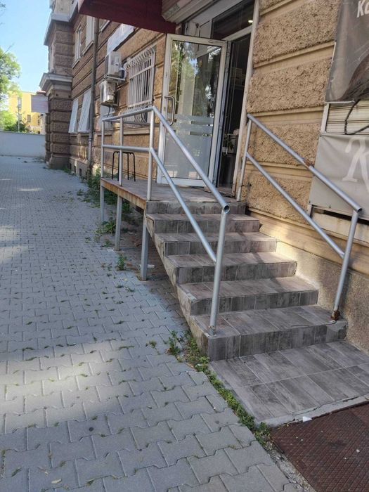 Уникален бизнес имот на ТОП място в центъра на София до МОЛ София, .цена 320000 Е